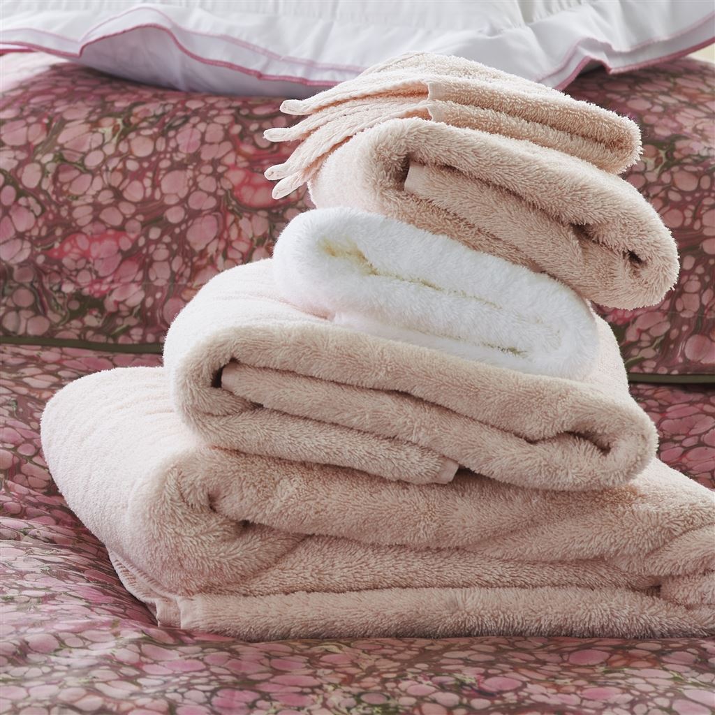 Loweswater Pale Rose Towel
