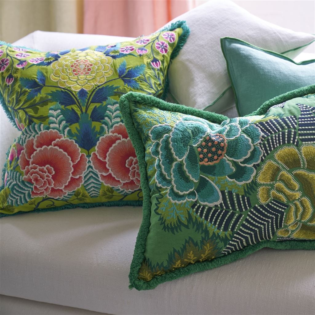 Brocart Decoratif Embroidered Lime Decorative Pillow