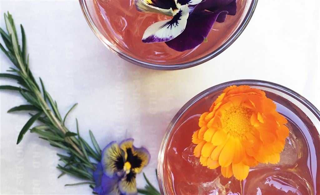 Botanical cocktail recipe                                             