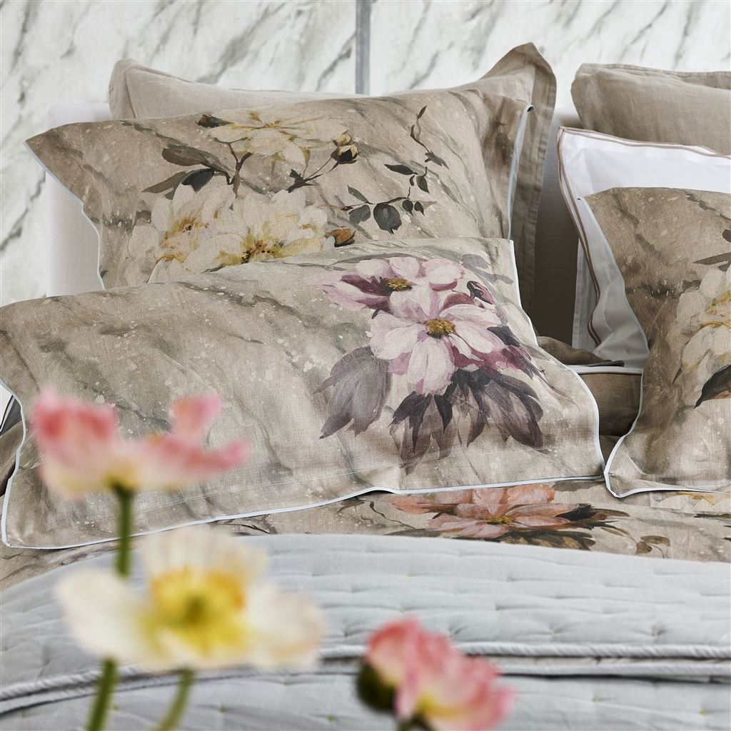 Carrara Fiore Cameo Bed Linen