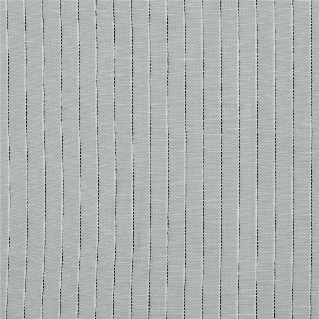 Ravoire - Pale Grey Cutting