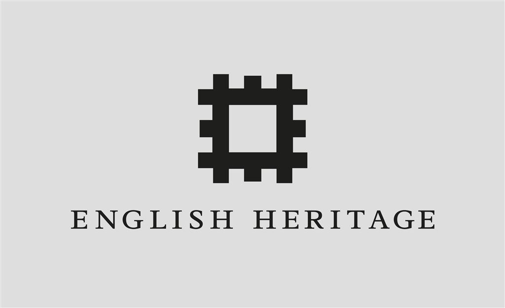 ENGLISH HERITAGE BY DESIGNERS GUILD CUSHIONS 