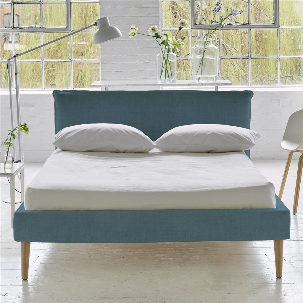 Pillow Low Bed - Double - Brera Lino Ocean - Beech Leg