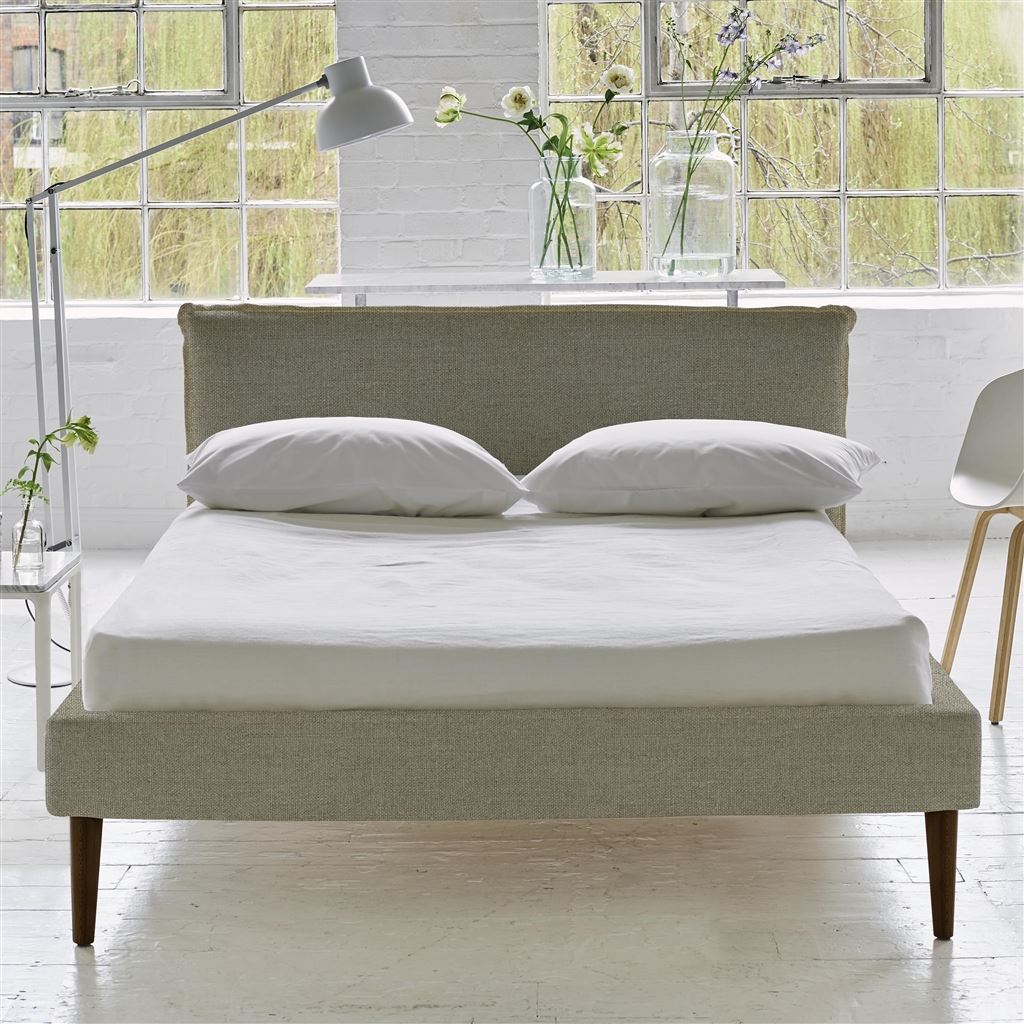 Pillow Low Bed - Double - Brera Lino Pebble - Walnut Leg