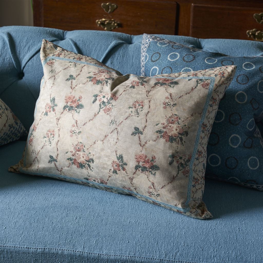 Vintage Floral Linen Decorative Pillow