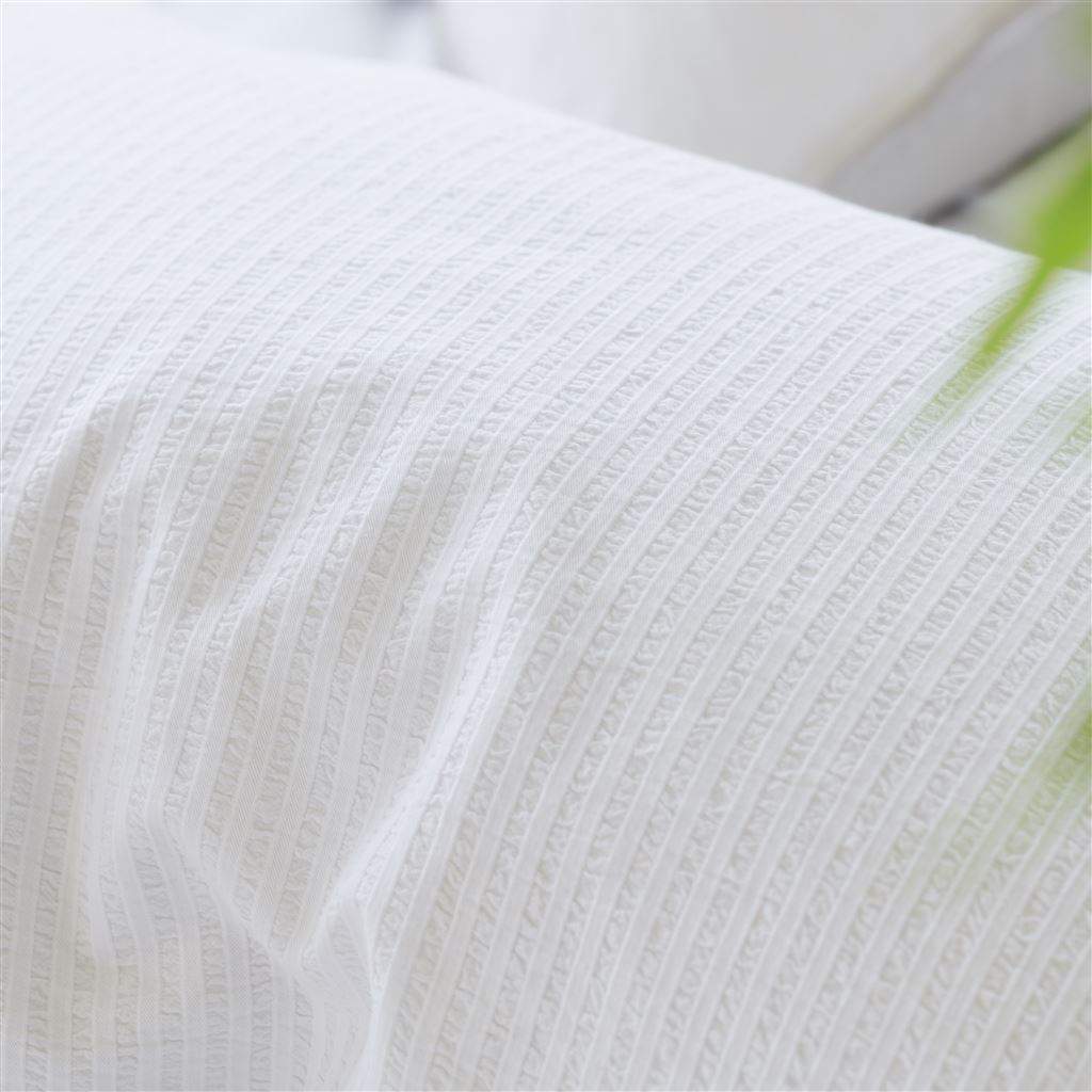 Mayfield Seersucker Chalk Bed Linen