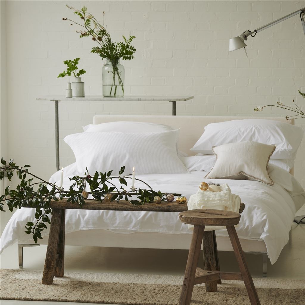 Mayfield Seersucker Chalk Bed Linen