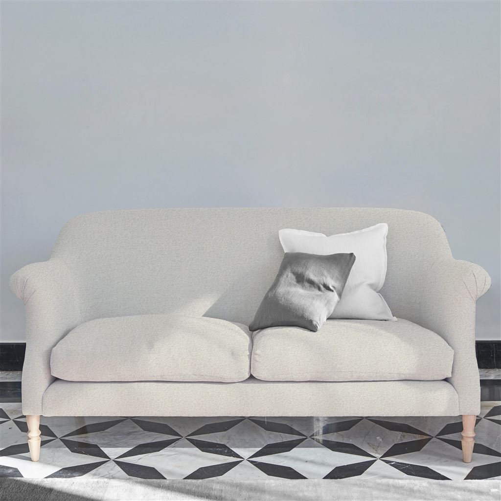 Paris 2.5 Seat Sofa - Aria - Chalk - Beech Leg