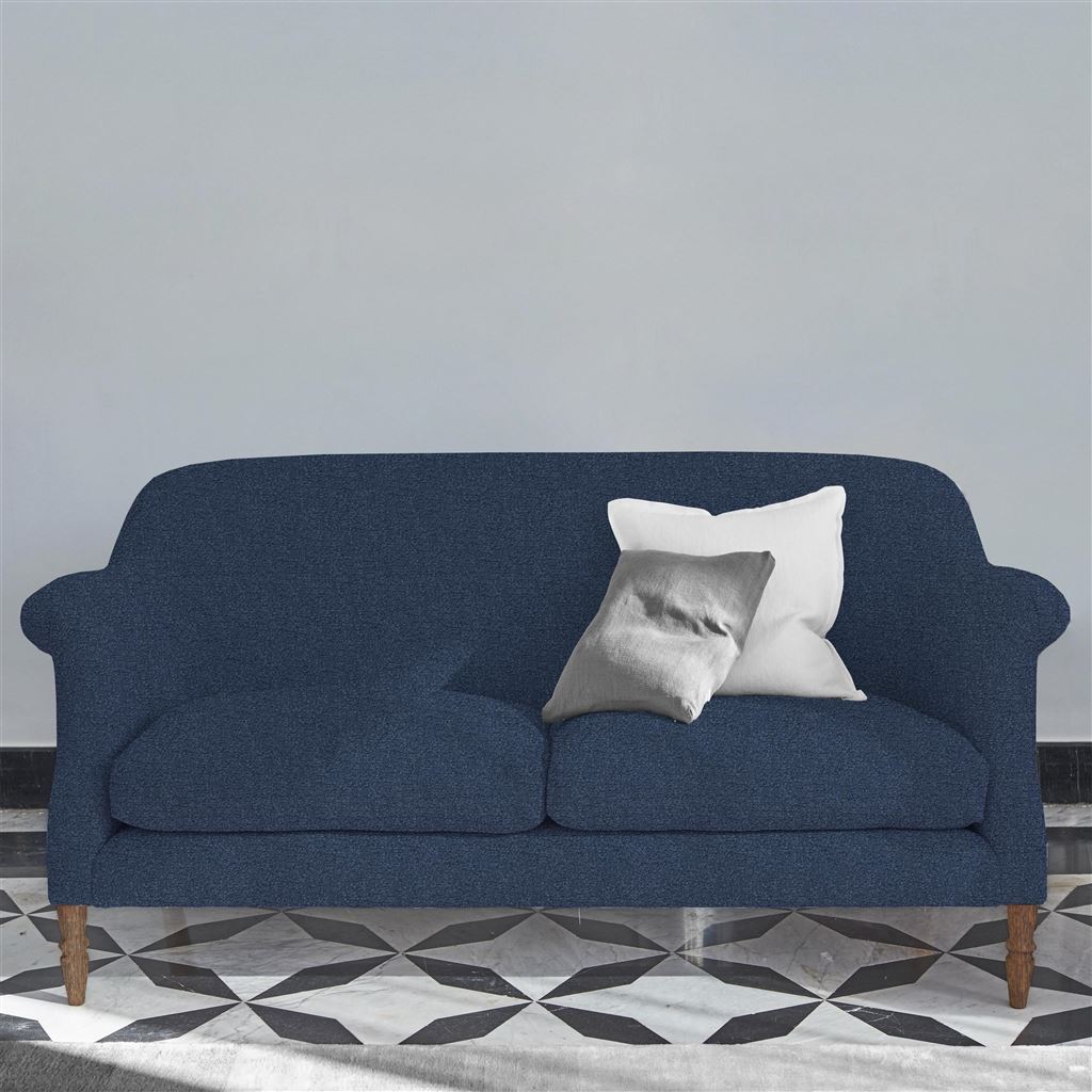 Paris 2.5 Seat Sofa - Aria - Delft - Walnut Leg