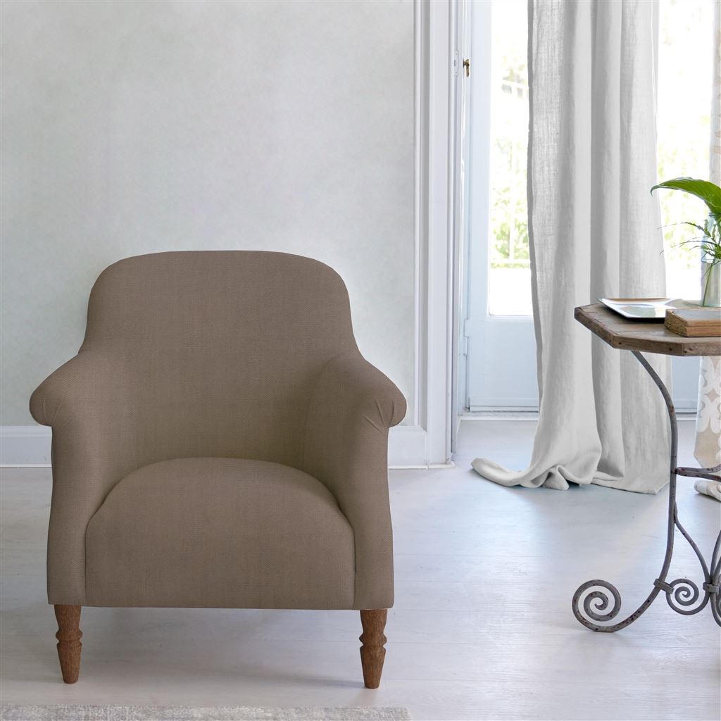 Paris Chair - Brera Lino - Cameo - Walnut Leg