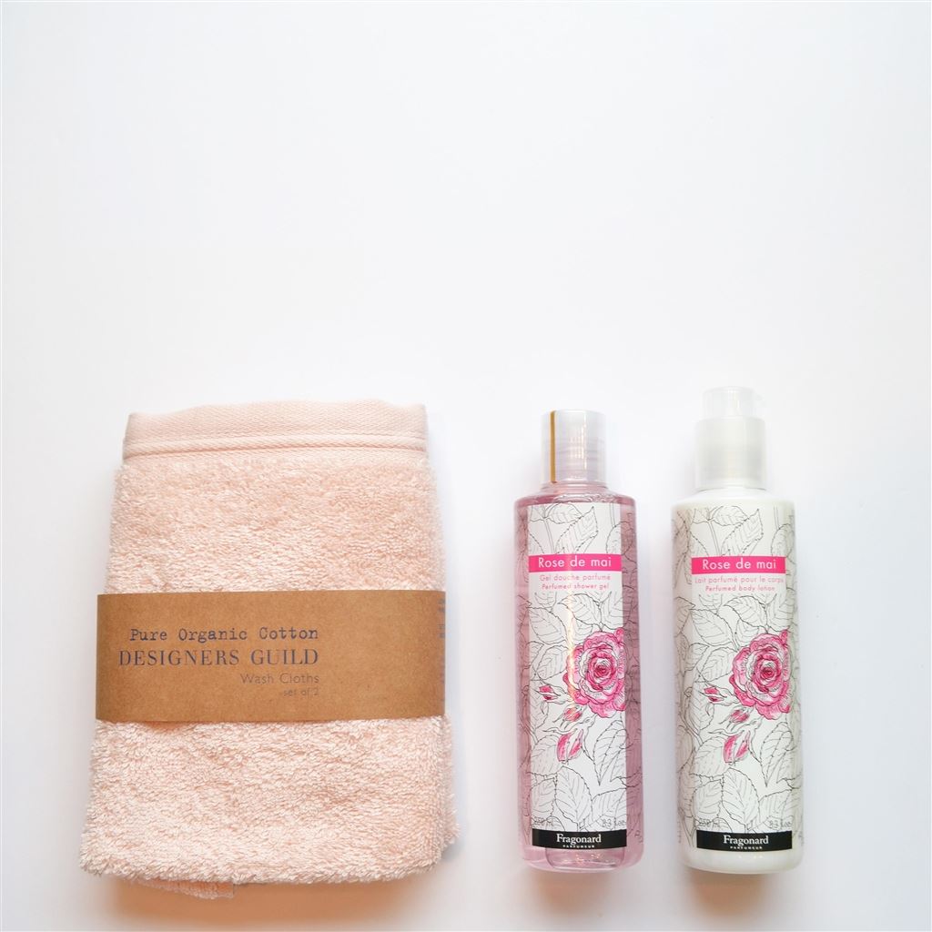 Pale Rose Face Cloth + Rose Shower Gel & Body Lotion Gift Box