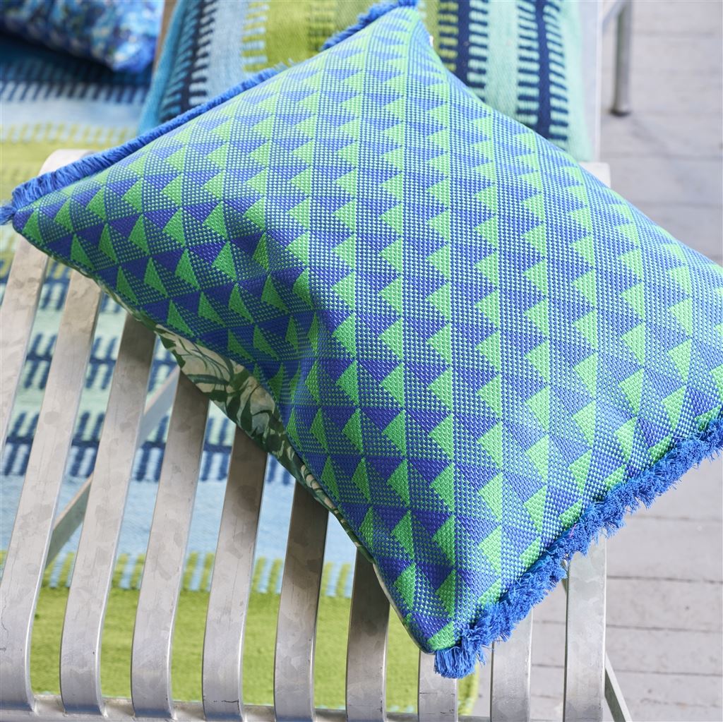 Tarakan Emerald Outdoor Decorative Pillow