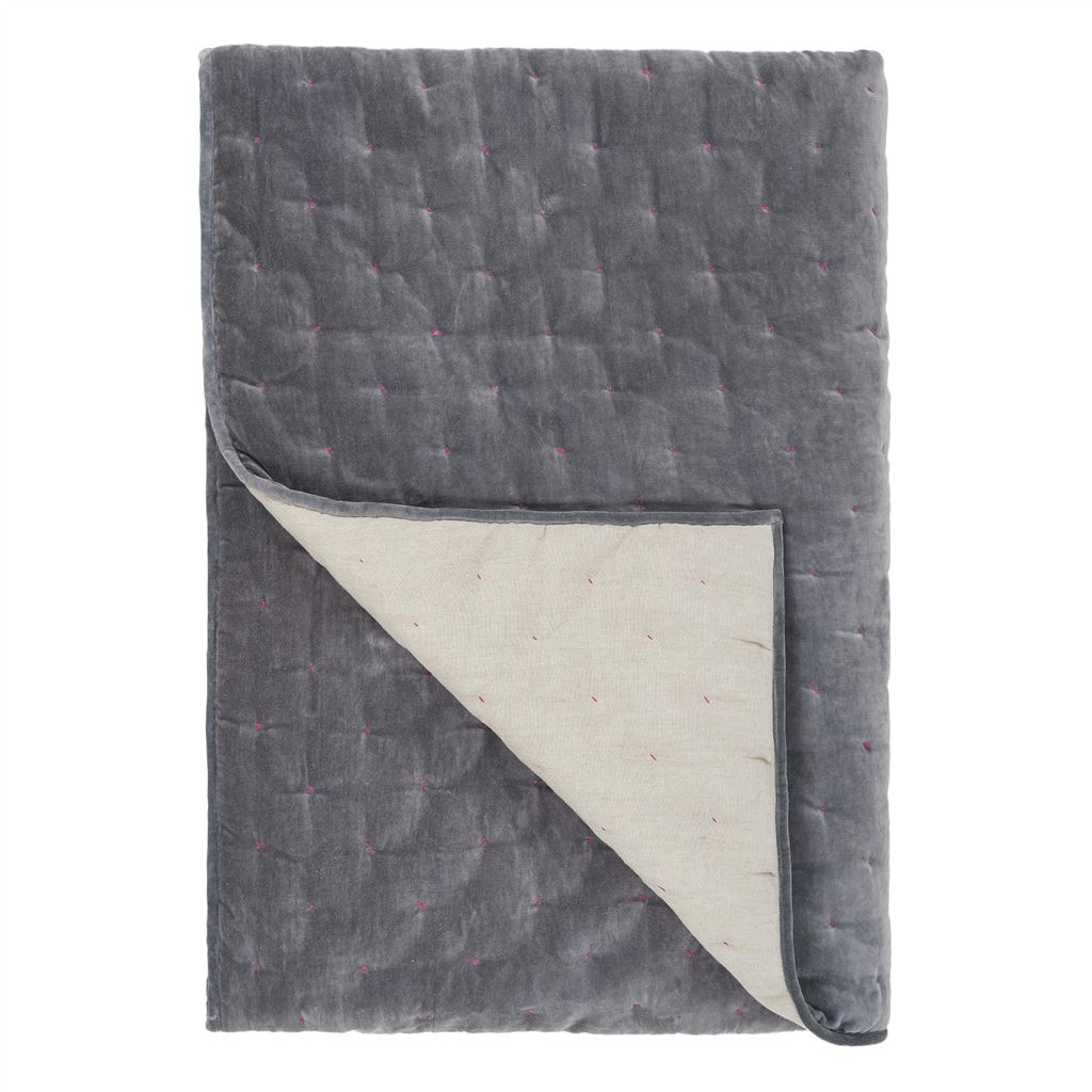 sevanti graphite quilted throw 230x230cm