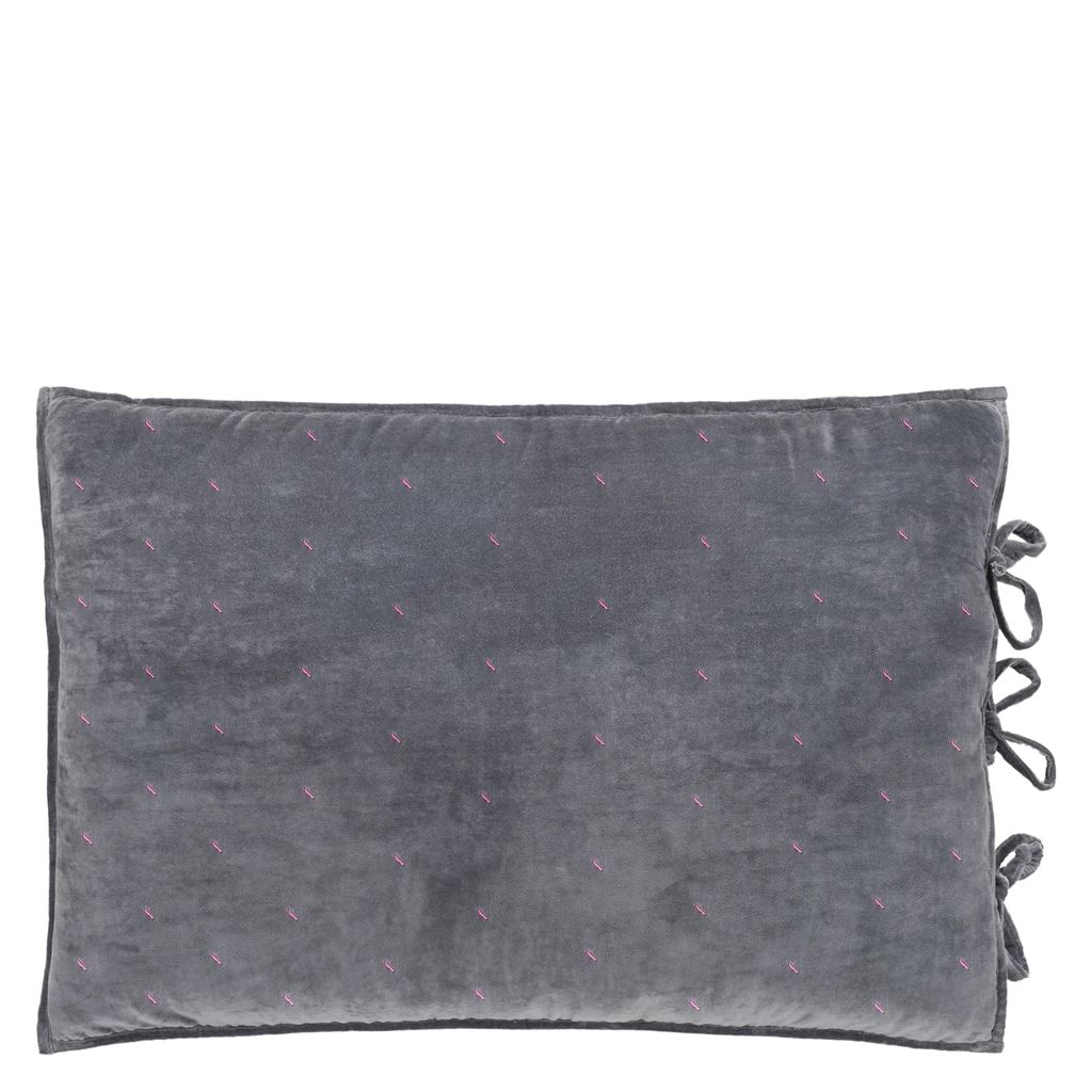 Sevanti Graphite Pillowcase 75x50cm