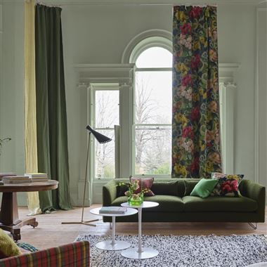 Tapestry Flower - Vintage Green wallpaper