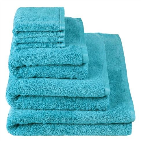 Aqua towels and online bathmats