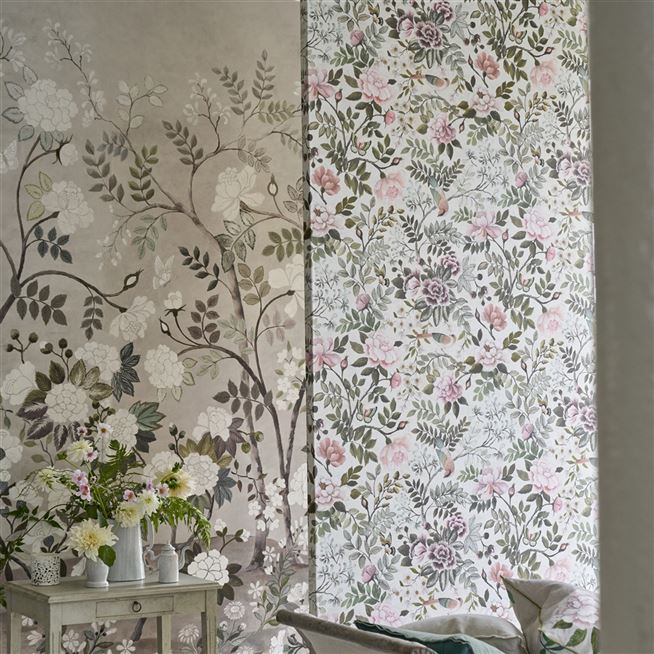 Fleur Orientale Pale Birch Fabric | Designers Guild