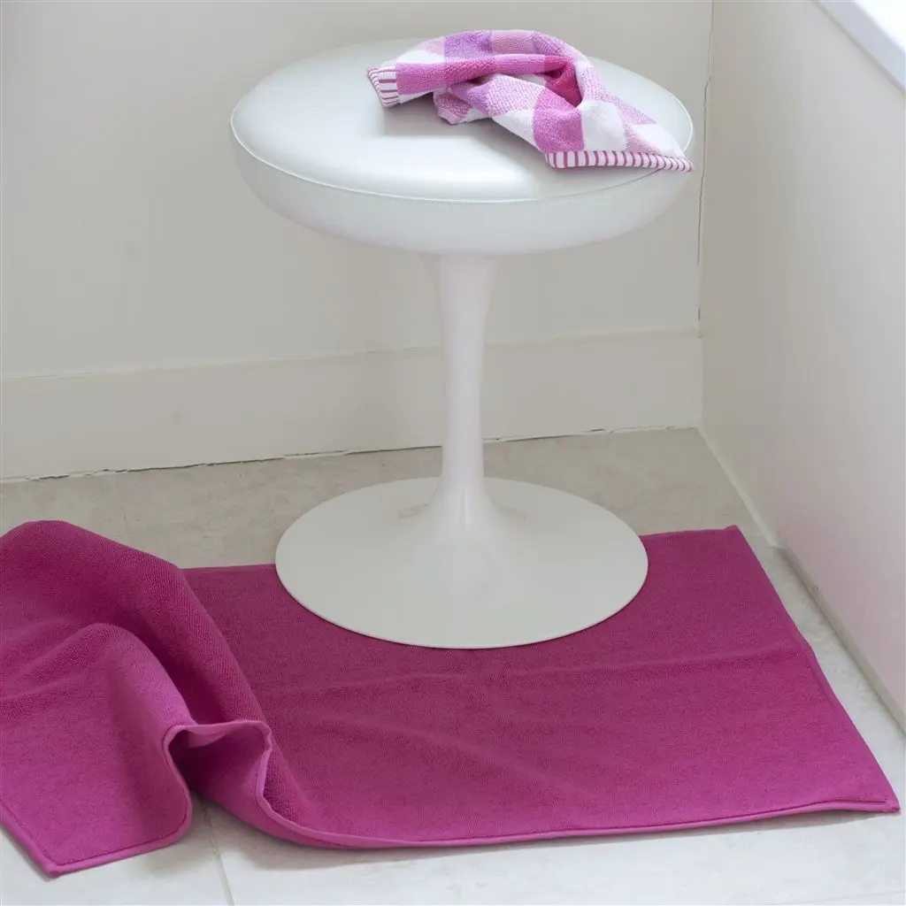 Coniston Fuchsia Bath Mat Designers Guild